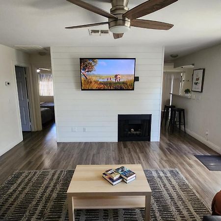 L - Fully Remodeled And Professionally Decorated Las Vegas Exterior foto
