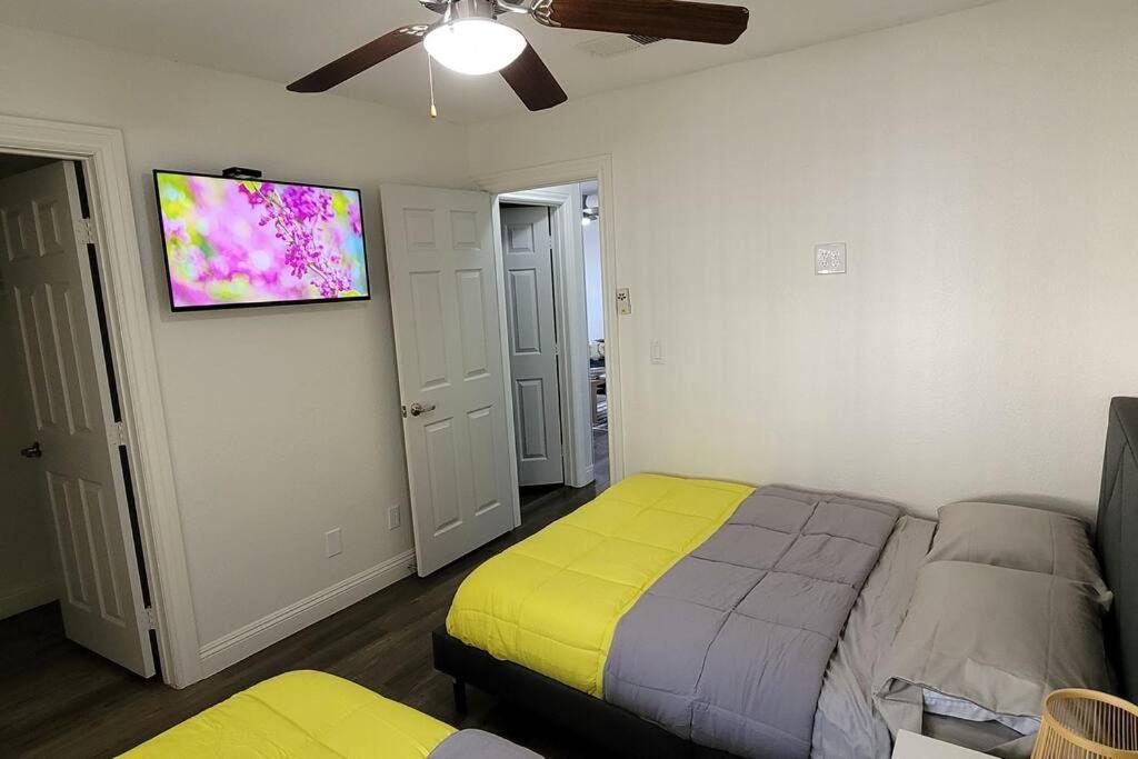 L - Fully Remodeled And Professionally Decorated Las Vegas Exterior foto
